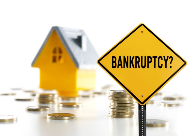 can i sell my house while in chapter 7 bankruptcy