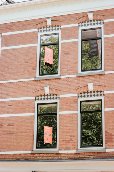 on market vs off market